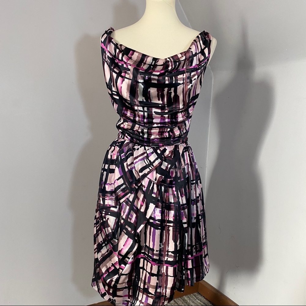 2B. Rych silk sleeveless black & pink peplum dress